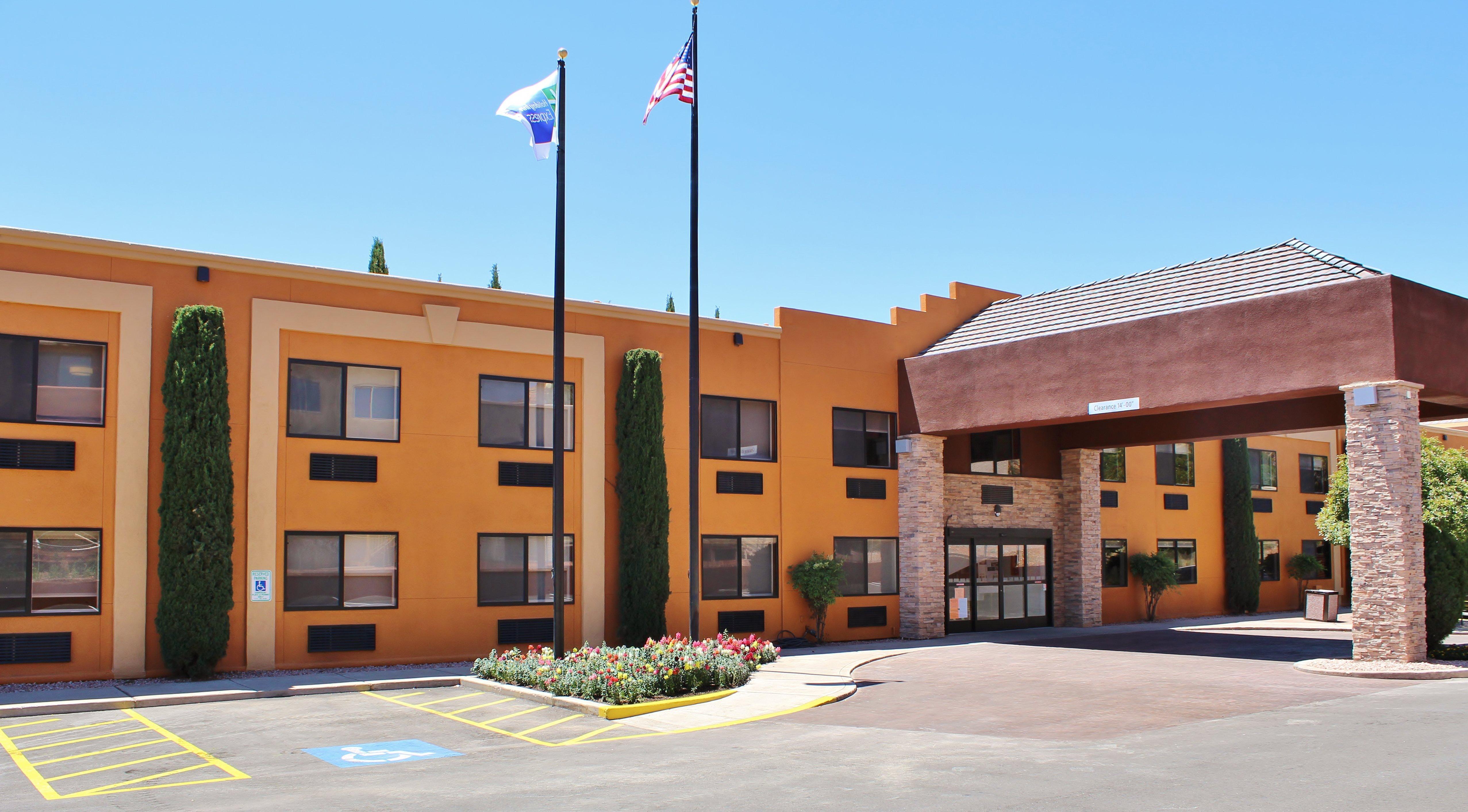 Holiday Inn Express Sedona - Oak Creek, An Ihg Hotel Exterior photo