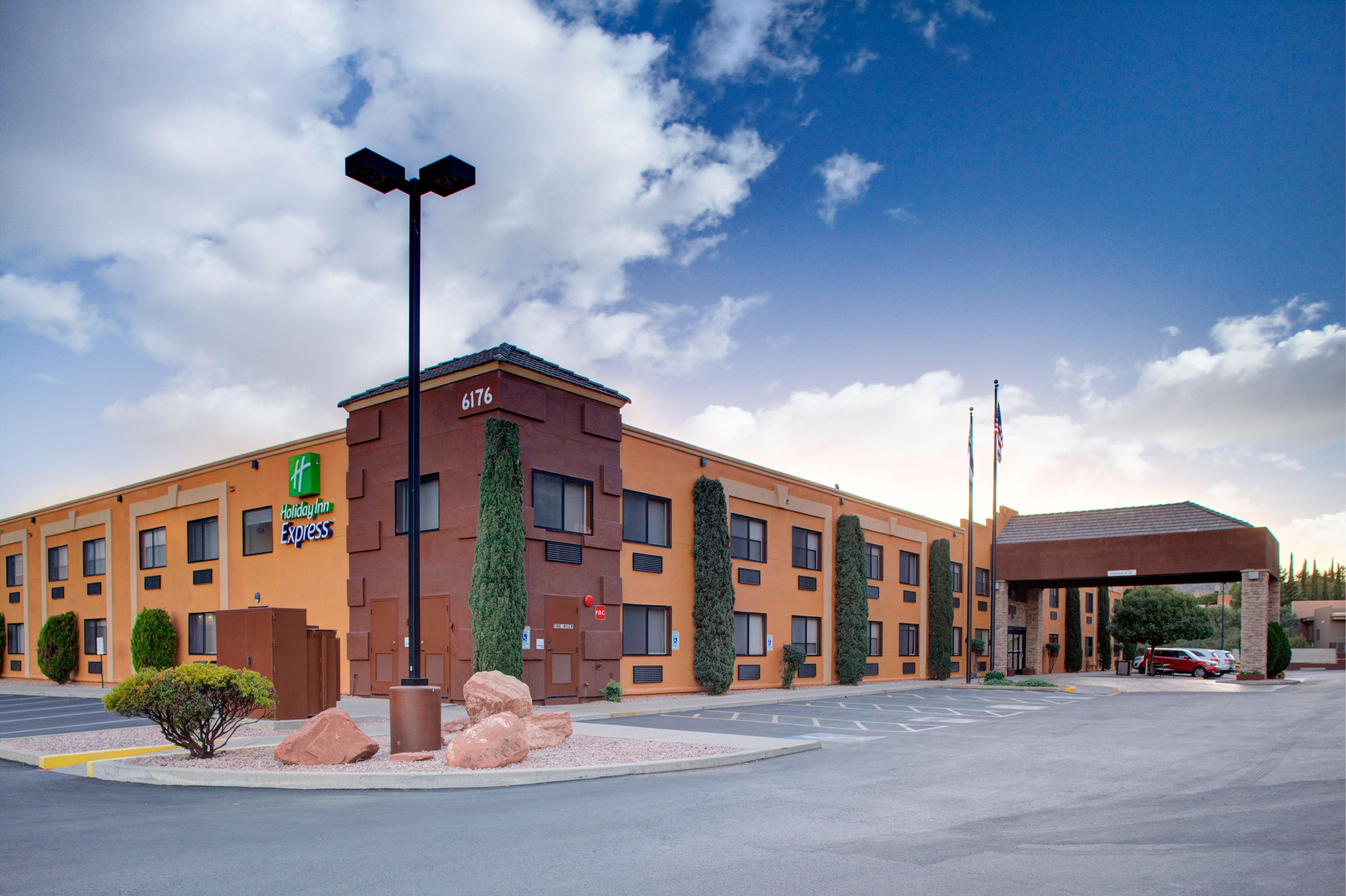 Holiday Inn Express Sedona - Oak Creek By Ihg Exterior photo